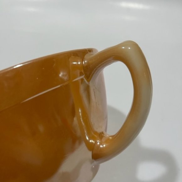 Vintage Fire King Peach LUster Oven Ware Batter bowl with pour spout Lip - Picture 3 of 6